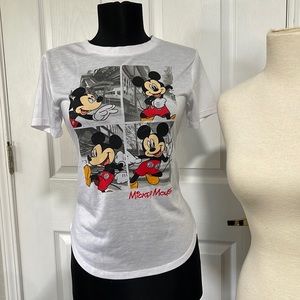 Disney Mickey Mouse t-shirt, size XS